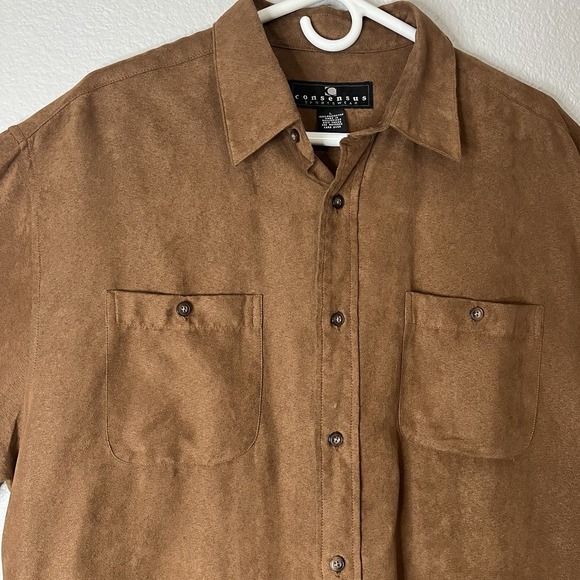 Consensus Sportswear Long Sleeve Faux Suede Brown Button Up - Picture 2 of 8